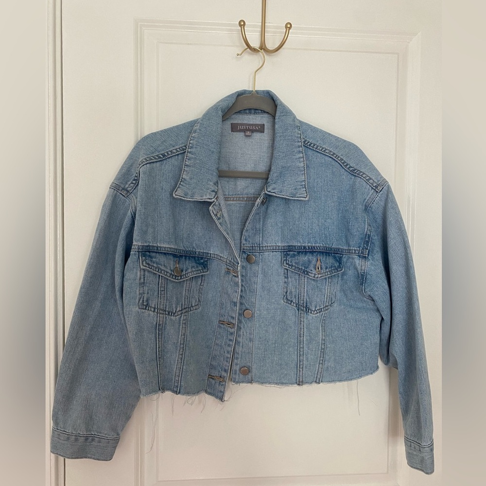 Excellent condition, never worn Denim jacket, slightly cropped